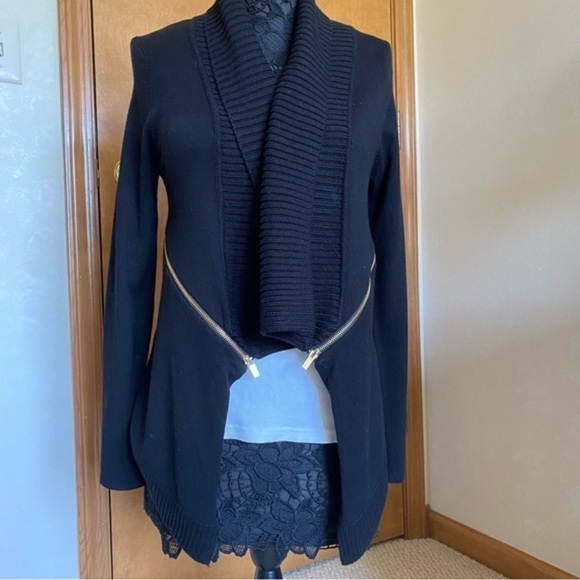 INC International Black Knit Asymmetrical Shawl Neck Cardigan Medium EUC - Picture 3 of 13